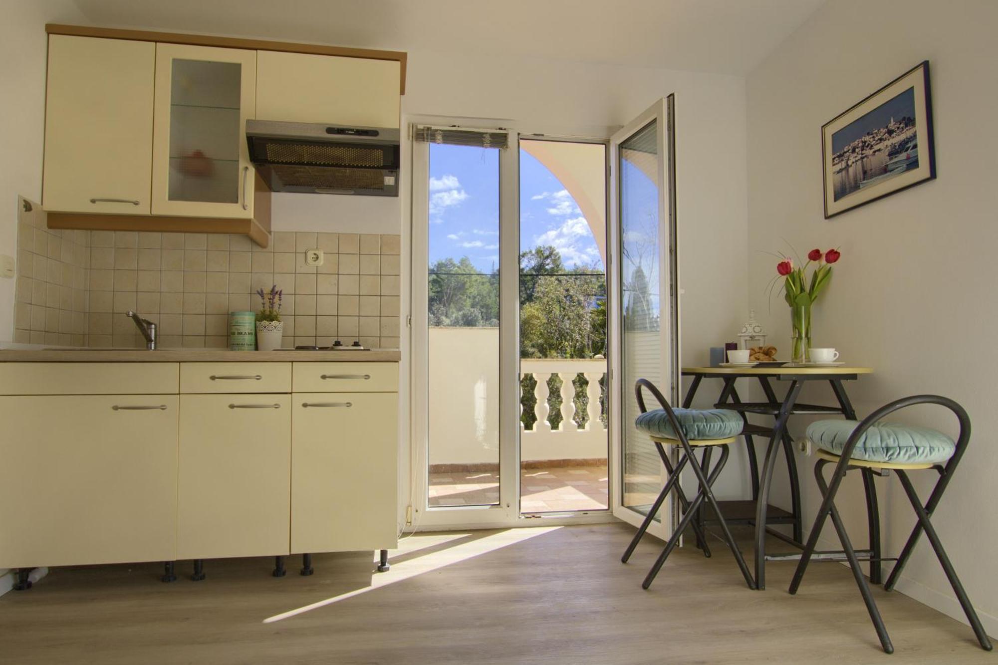 Sunshine Place By The Beach Lukoran Pokoj fotografie